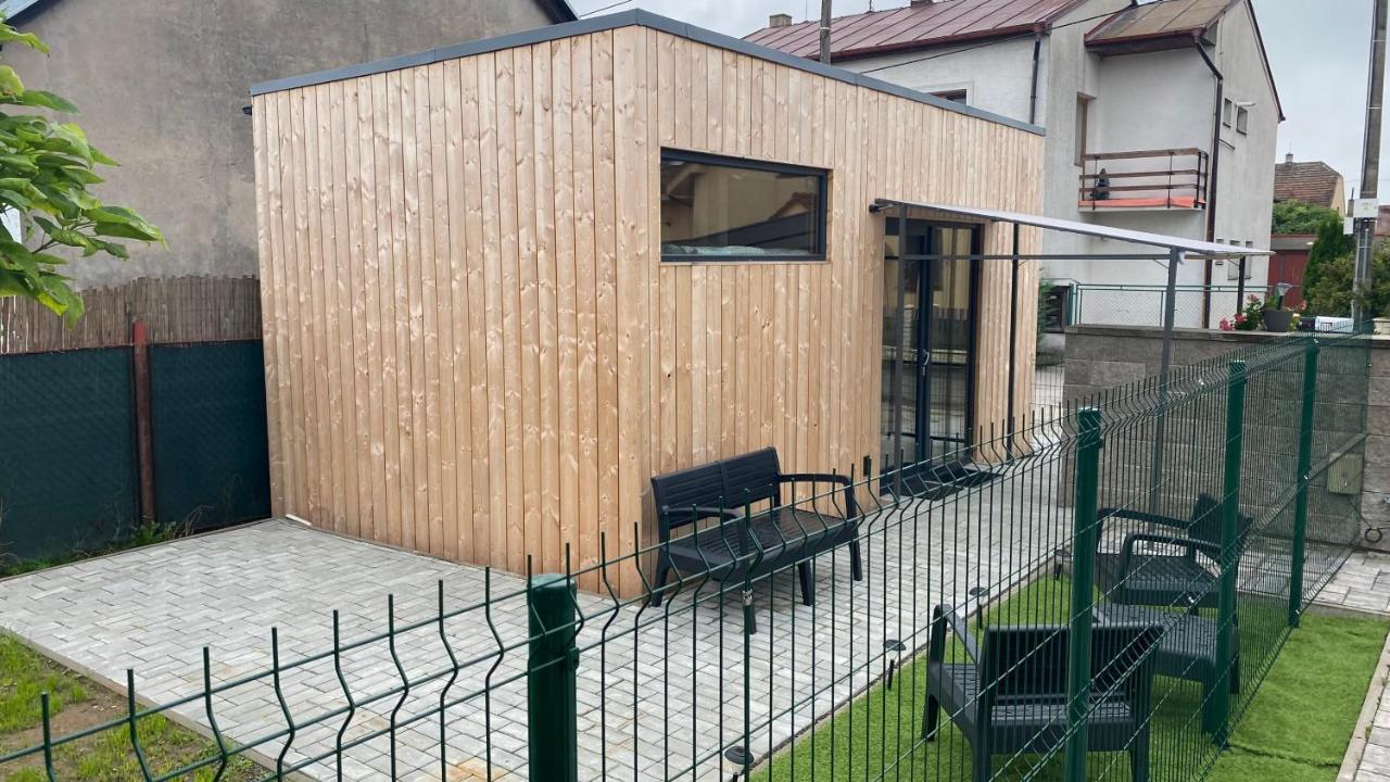 Ferienwohnung Tiny House Pardubice Exterior foto